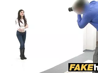 Carino bionda succhia il porno anale spinto cazzo e ingoia sperma