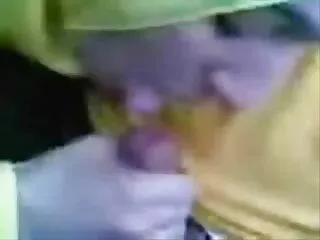 La ragazza vuole divertirsi a video gratis porno anale casa e chiama la casa nigga