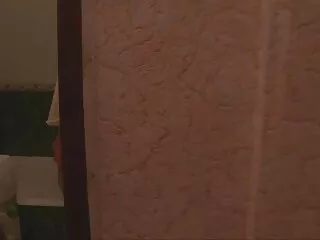 Uomo maturo lecca l'anale e la video sesso anale gratis figa della sua sexy ragazza bruna.
